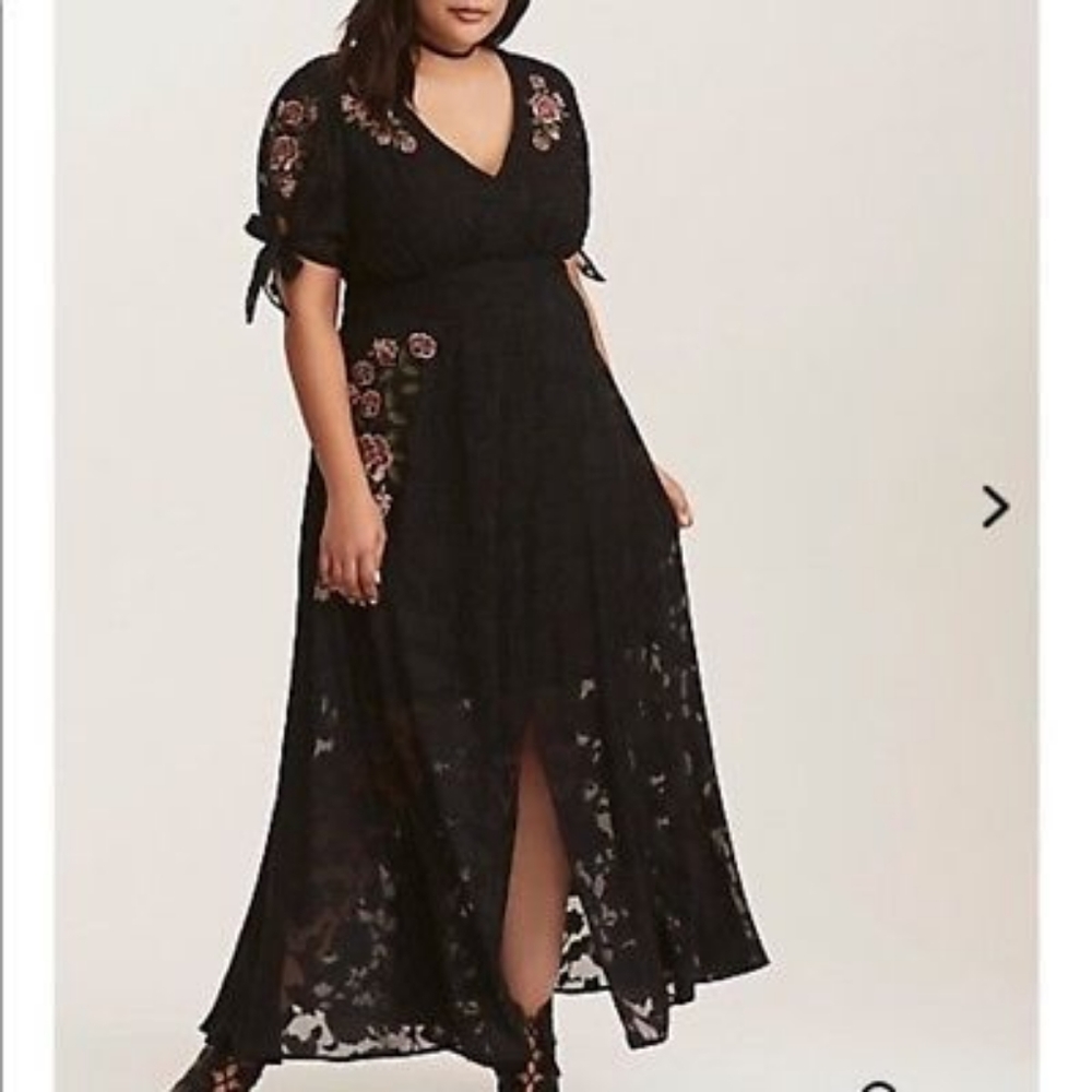 Torrid runway floral embroidered chiffon maxi dress 12